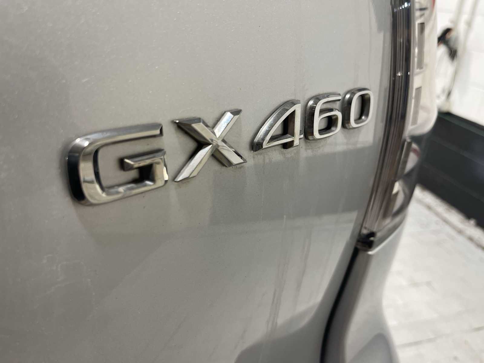 Used 2017 Lexus GX 460 Luxury w/ Preferred Accessory Package AWD/4WD image 7