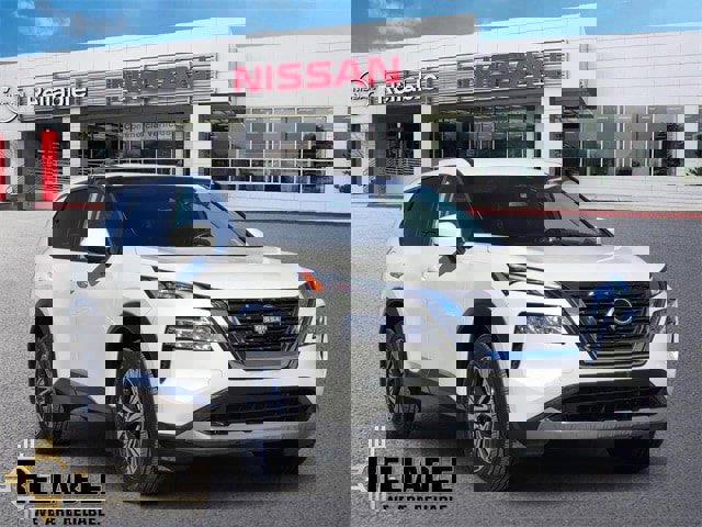 Certified 2023 Nissan Rogue SV image 1