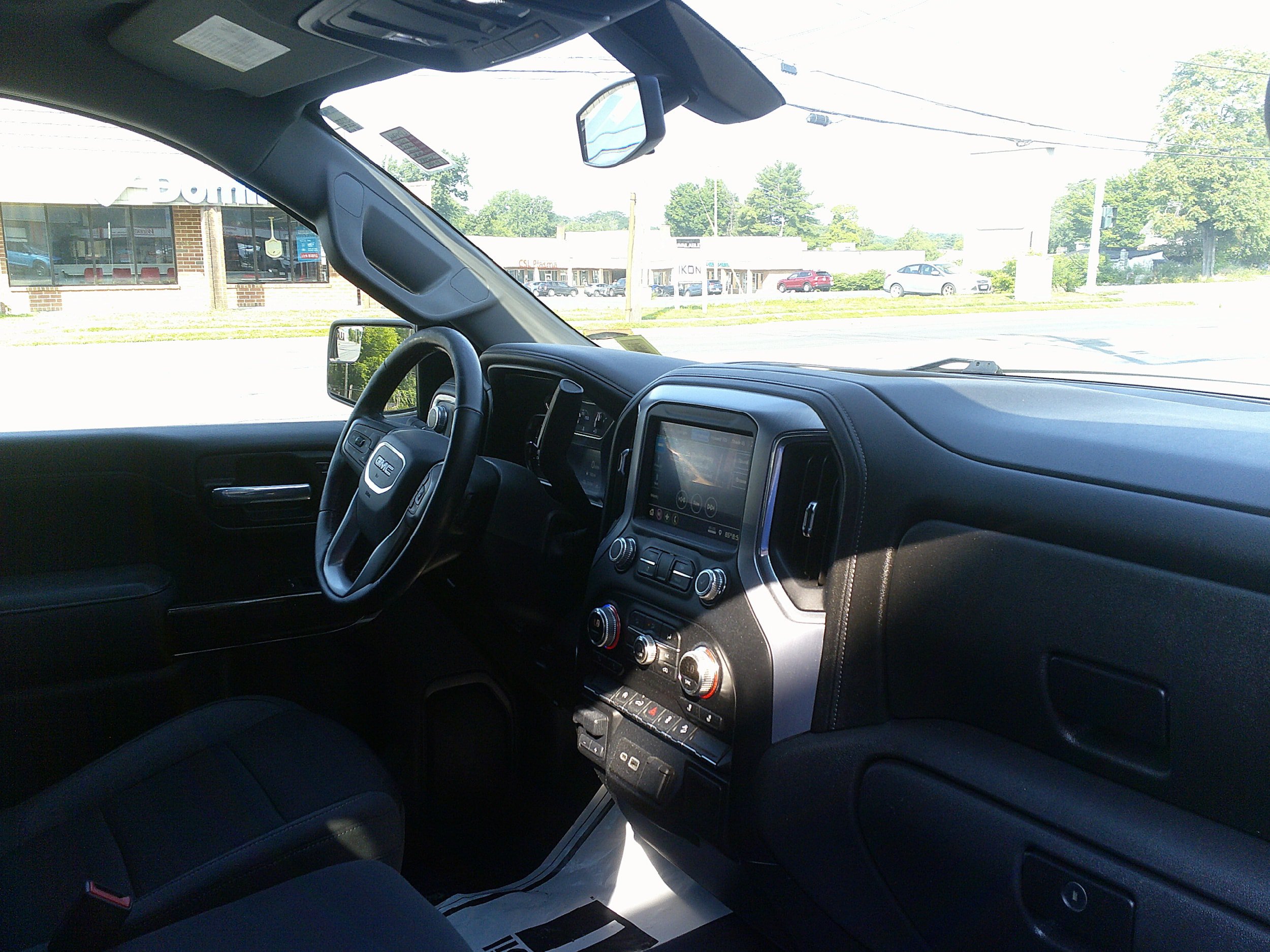 Used 2021 GMC Sierra 1500 Elevation w/ X31 Off-Road Package AWD/4WD image 20