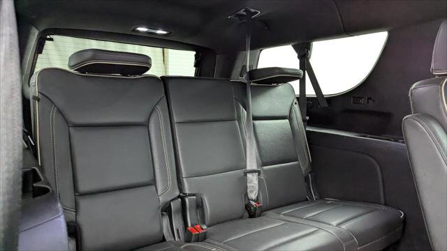 Used 2023 Chevrolet Suburban Premier image 21