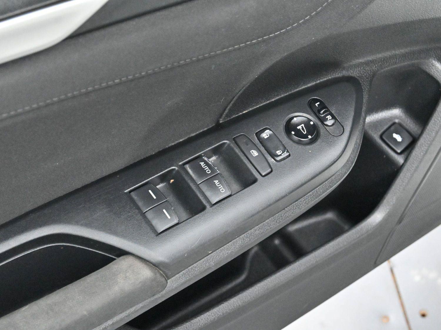 Used 2016 Honda Civic EX-T image 10