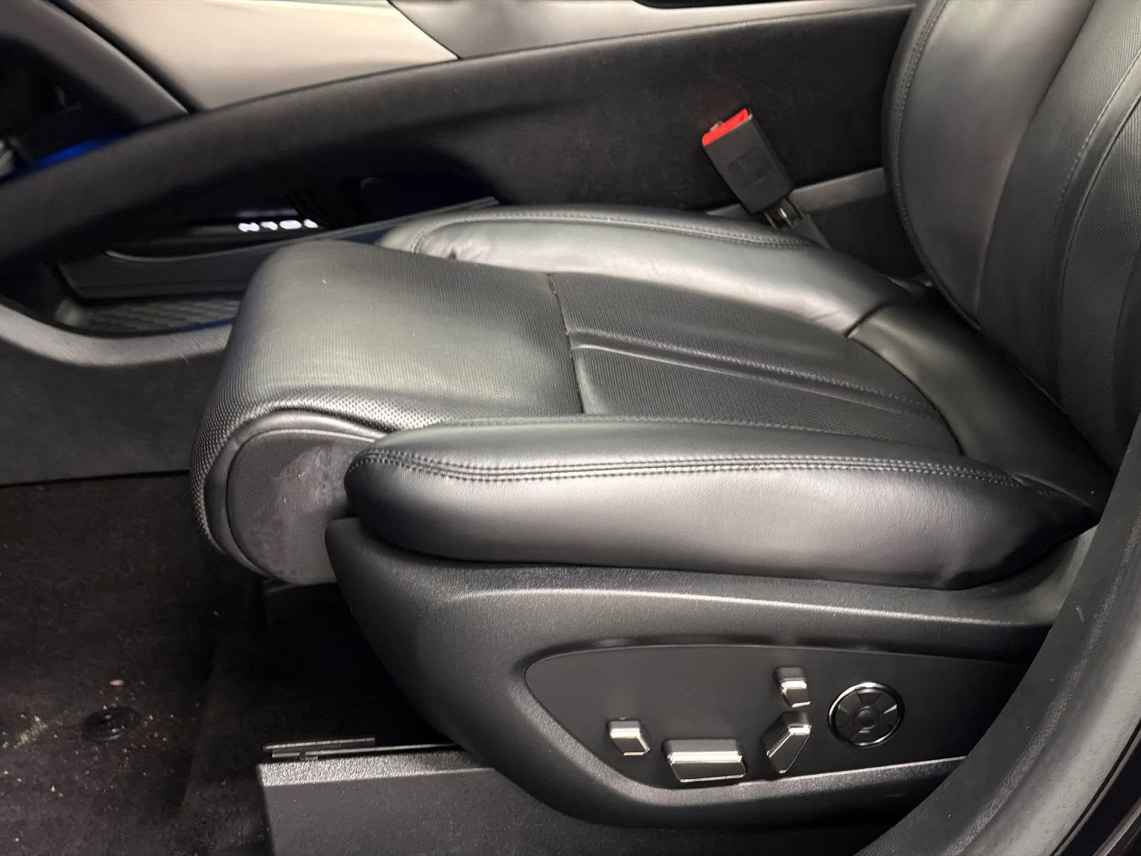 Used 2019 Lincoln Nautilus Reserve FWD image 17
