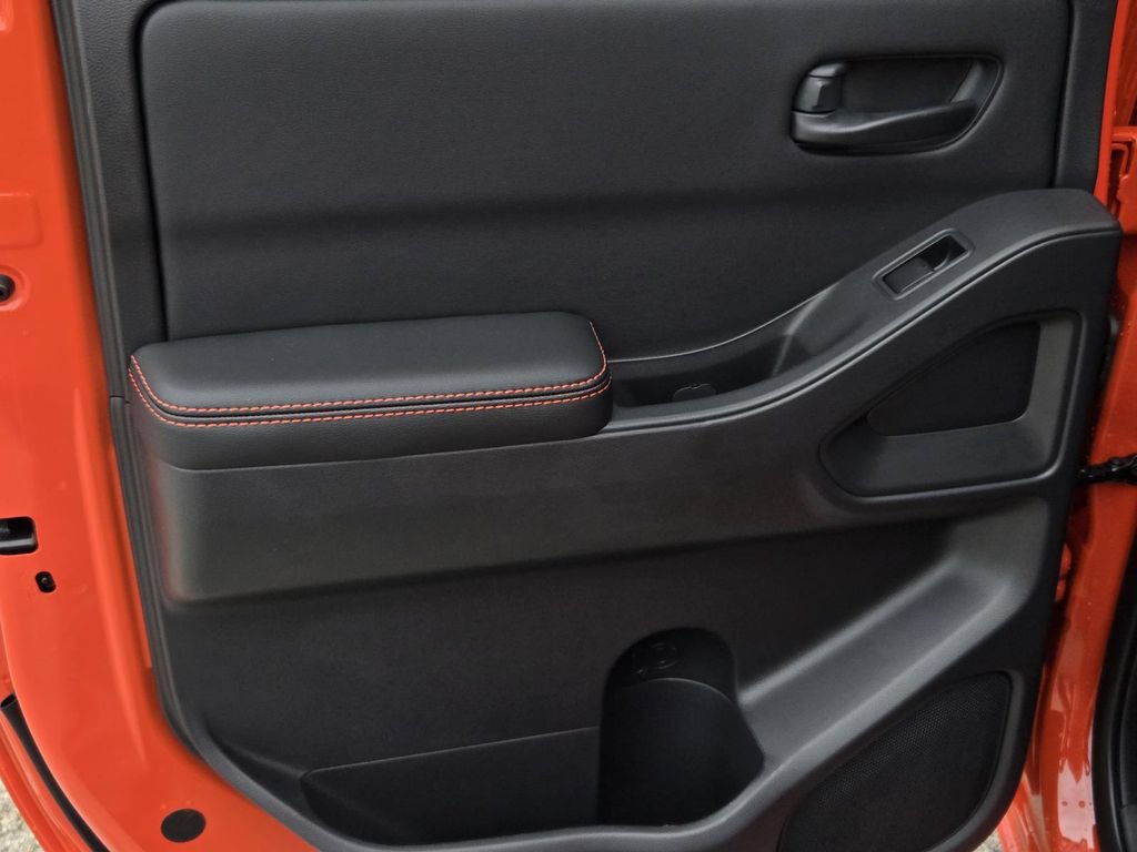 New 2026 Nissan Frontier PRO-4X w/ Pro-4x Convenience Package AWD/4WD image 10