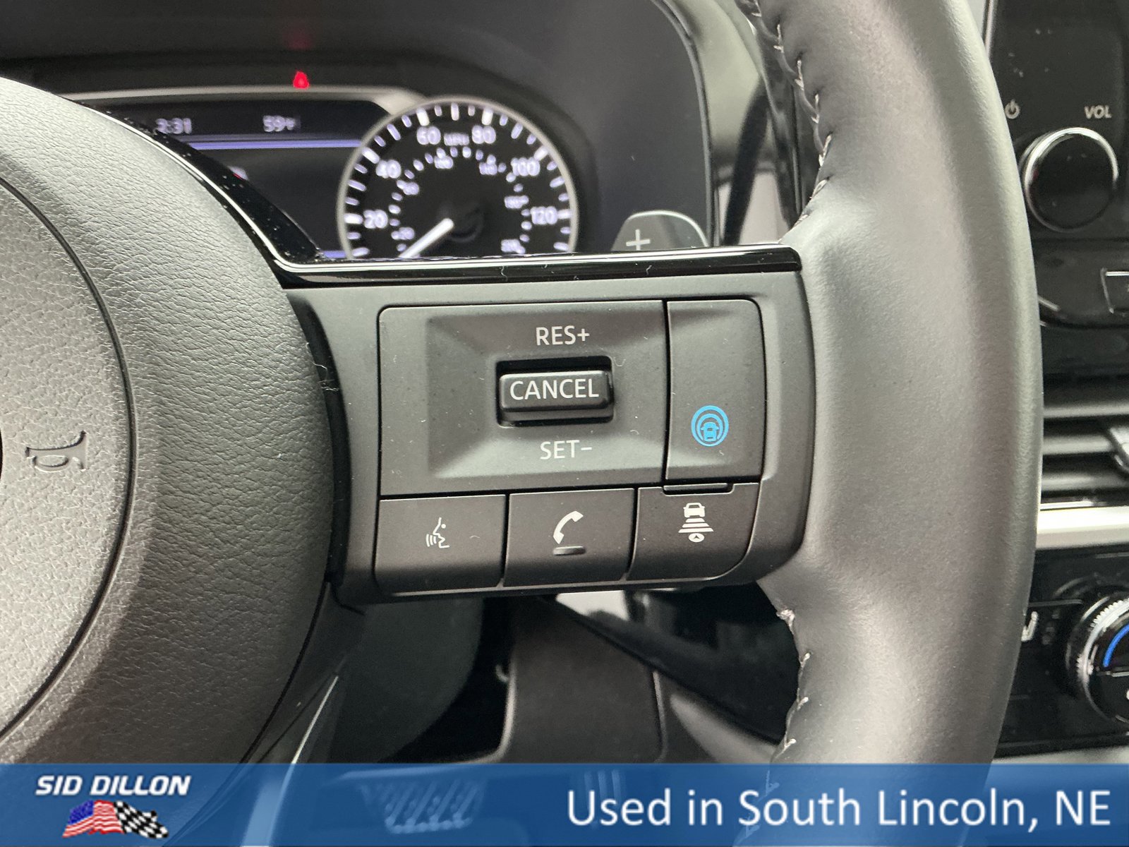 Used 2025 Nissan Pathfinder SL w/ SL Premium Package image 10