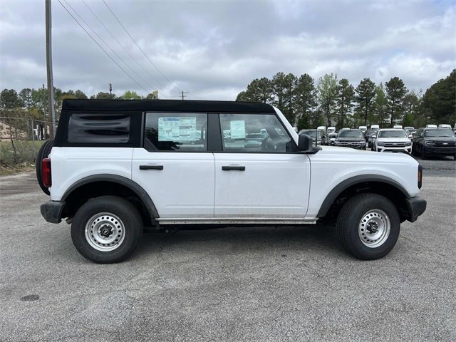 New 2025 Ford Bronco 4-Door image 2