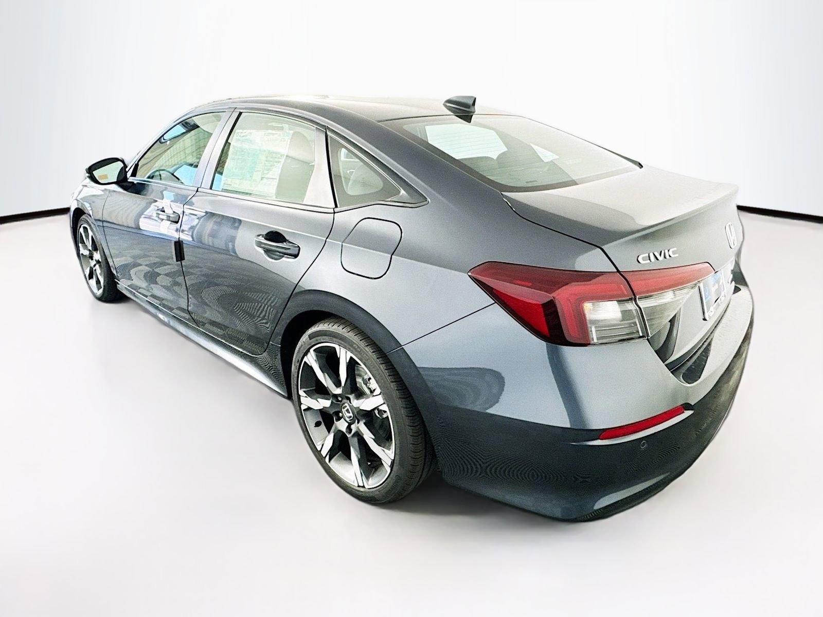 Used 2025 Honda Civic Sport image 4