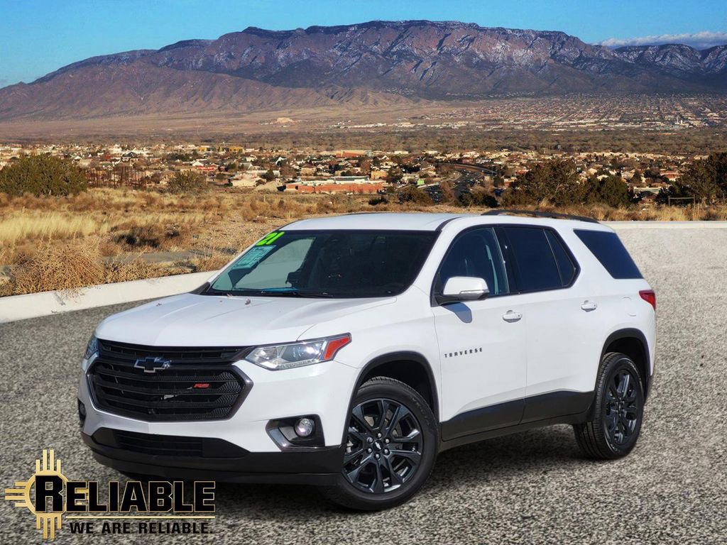 Used 2021 Chevrolet Traverse RS image 1