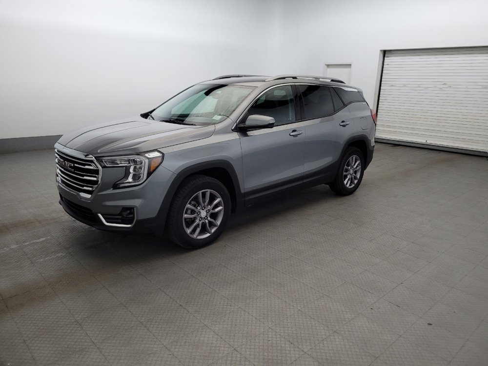 Used 2023 GMC Terrain SLT AWD/4WD image 2