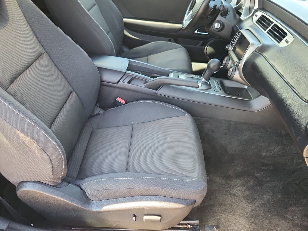 Used 2013 Chevrolet Camaro LT RWD image 13