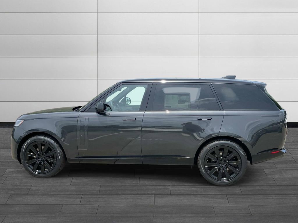 New 2026 Land Rover Range Rover Long Wheelbase SE AWD/4WD image 2