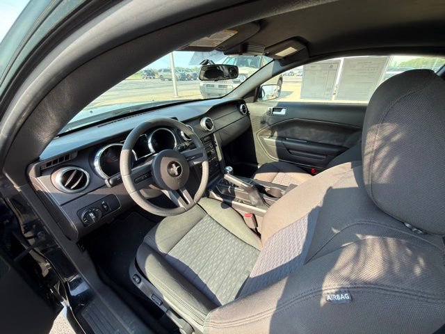 Used 2009 Ford Mustang GT RWD image 10