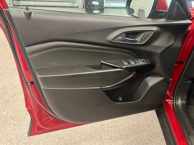 New 2026 Chevrolet Trax LT w/ Driver Confidence Package FWD image 24