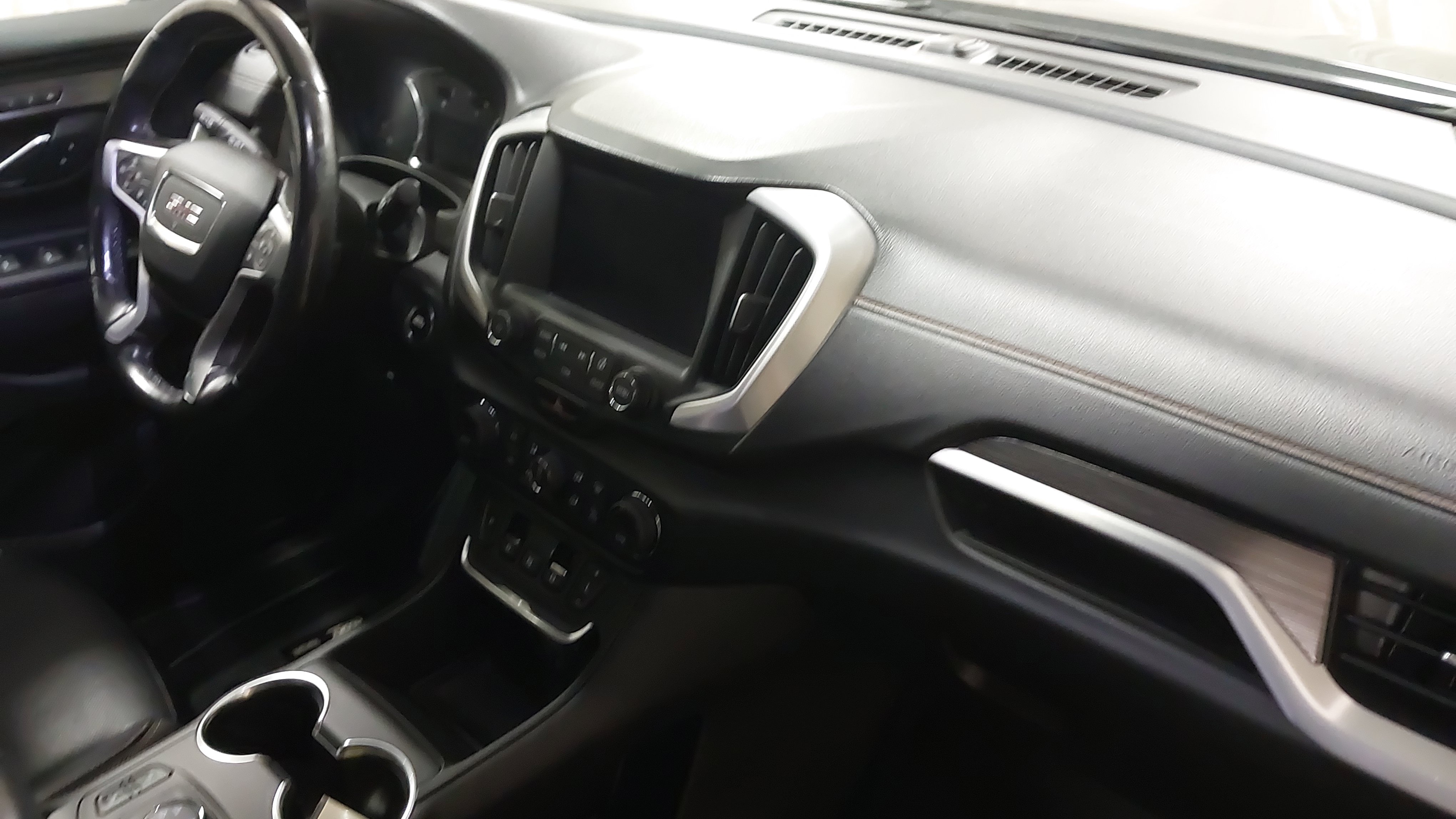 Used 2018 GMC Terrain SLT w/ Preferred Package AWD/4WD image 29