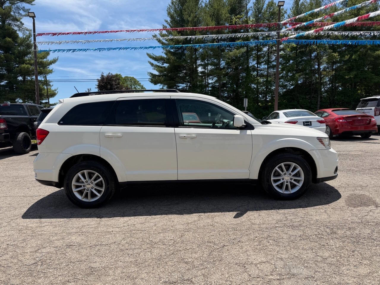 Used 2014 Dodge Journey SXT w/ Flexible Seating Group AWD/4WD image 4
