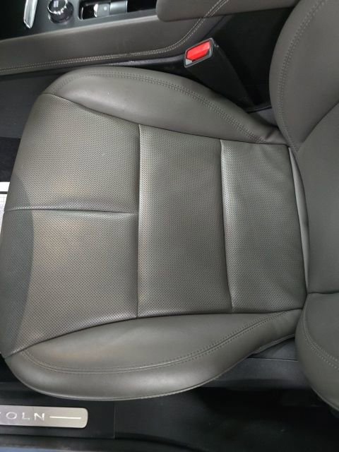 Used 2023 Lincoln Corsair AWD w/ Equipment Group 101A image 22