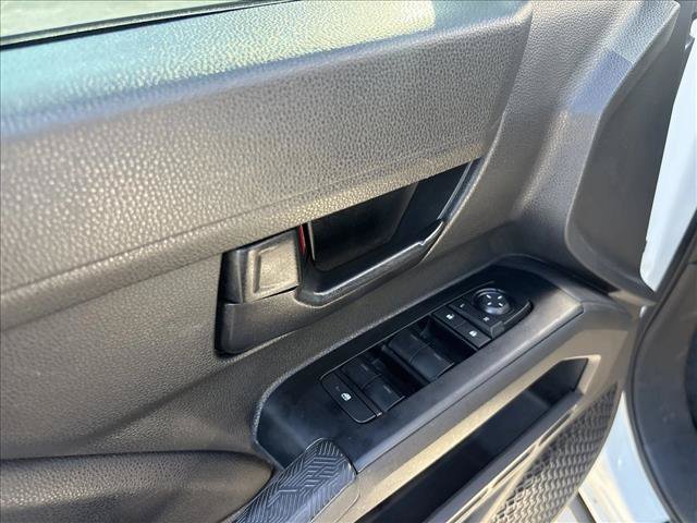 Certified 2025 Toyota Tacoma SR5 AWD/4WD image 12