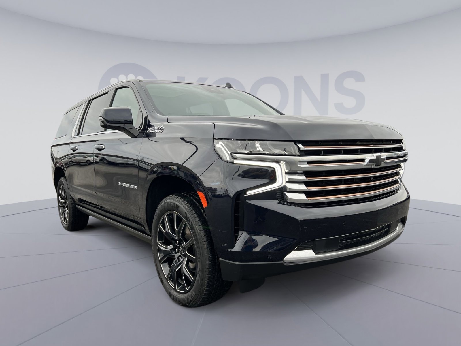 Used 2023 Chevrolet Suburban High Country image 10