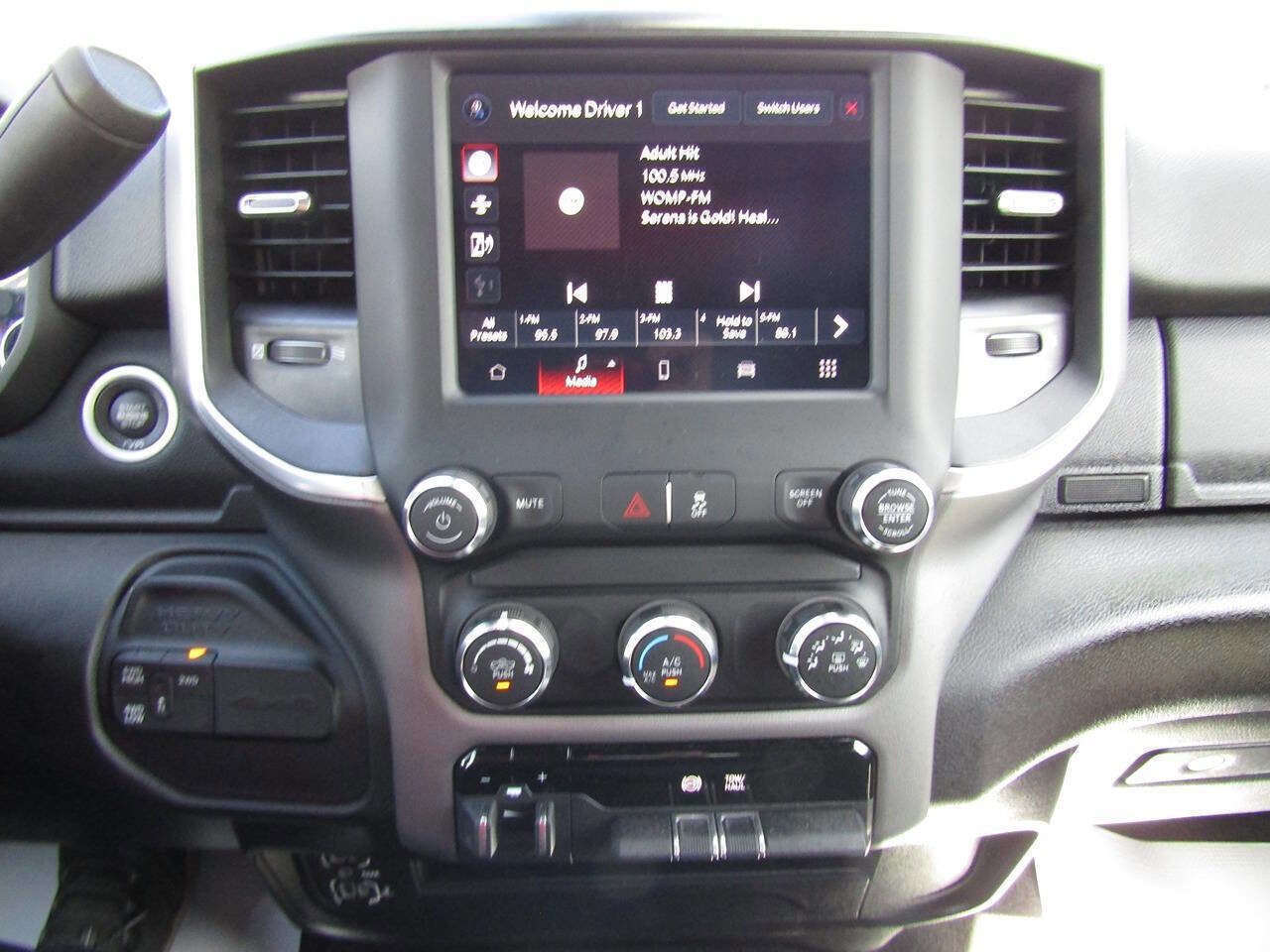 Used 2024 RAM 2500 Big Horn AWD/4WD image 12