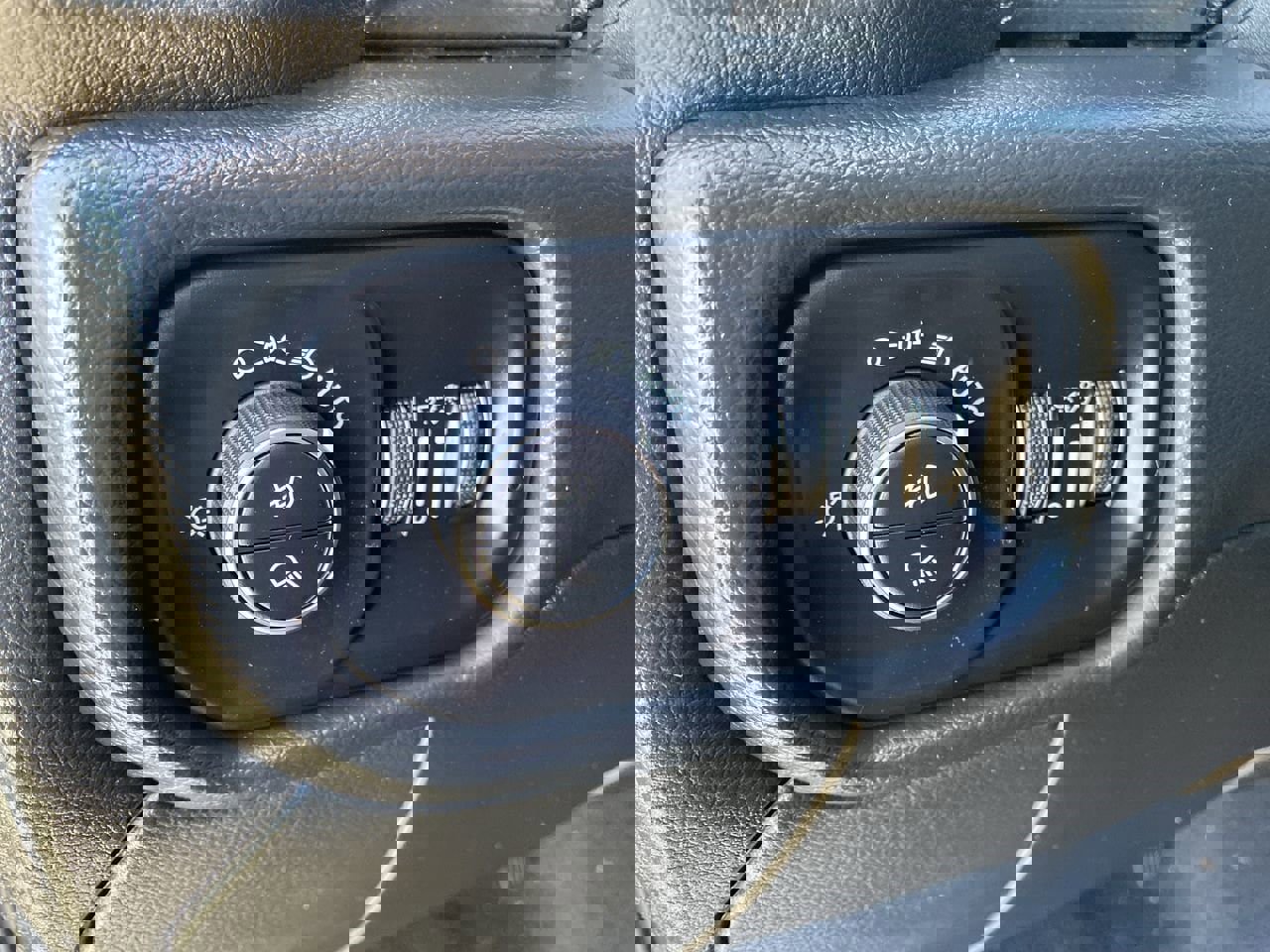 Used 2019 RAM 2500 Laramie image 13