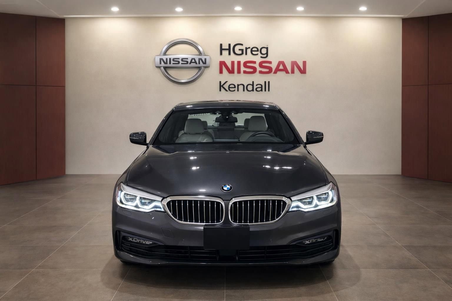 Used 2017 BMW 540i xDrive image 5