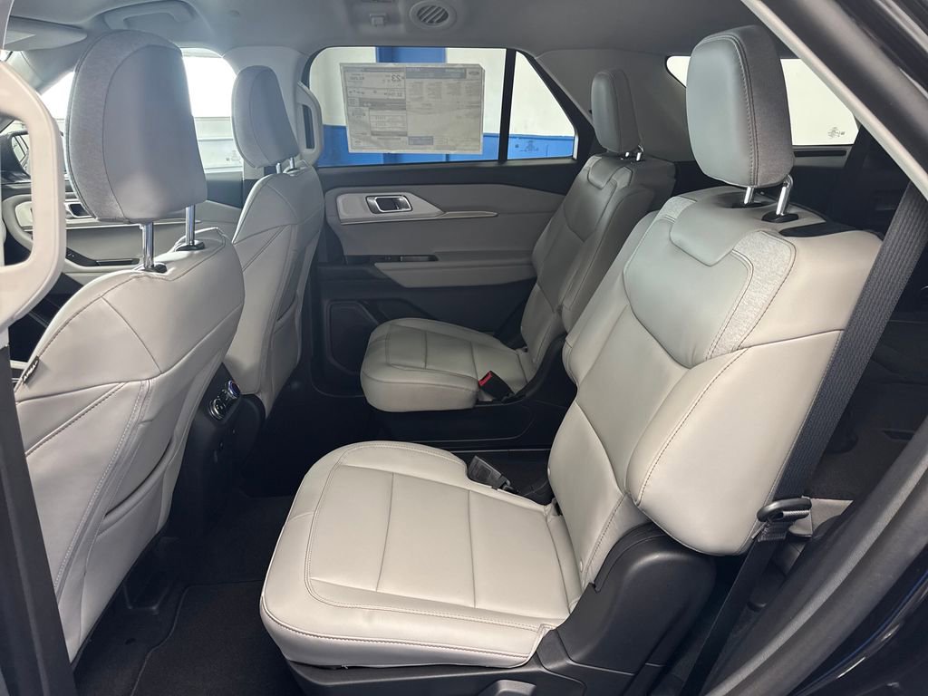 New 2026 Ford Explorer Active w/ Active Comfort Package AWD/4WD image 25
