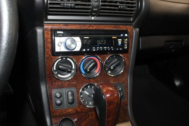 Used 2002 BMW Z3 2.5i RWD image 15