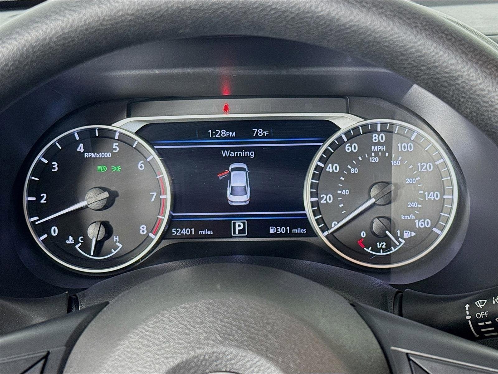 Used 2024 Nissan Sentra SV FWD image 13