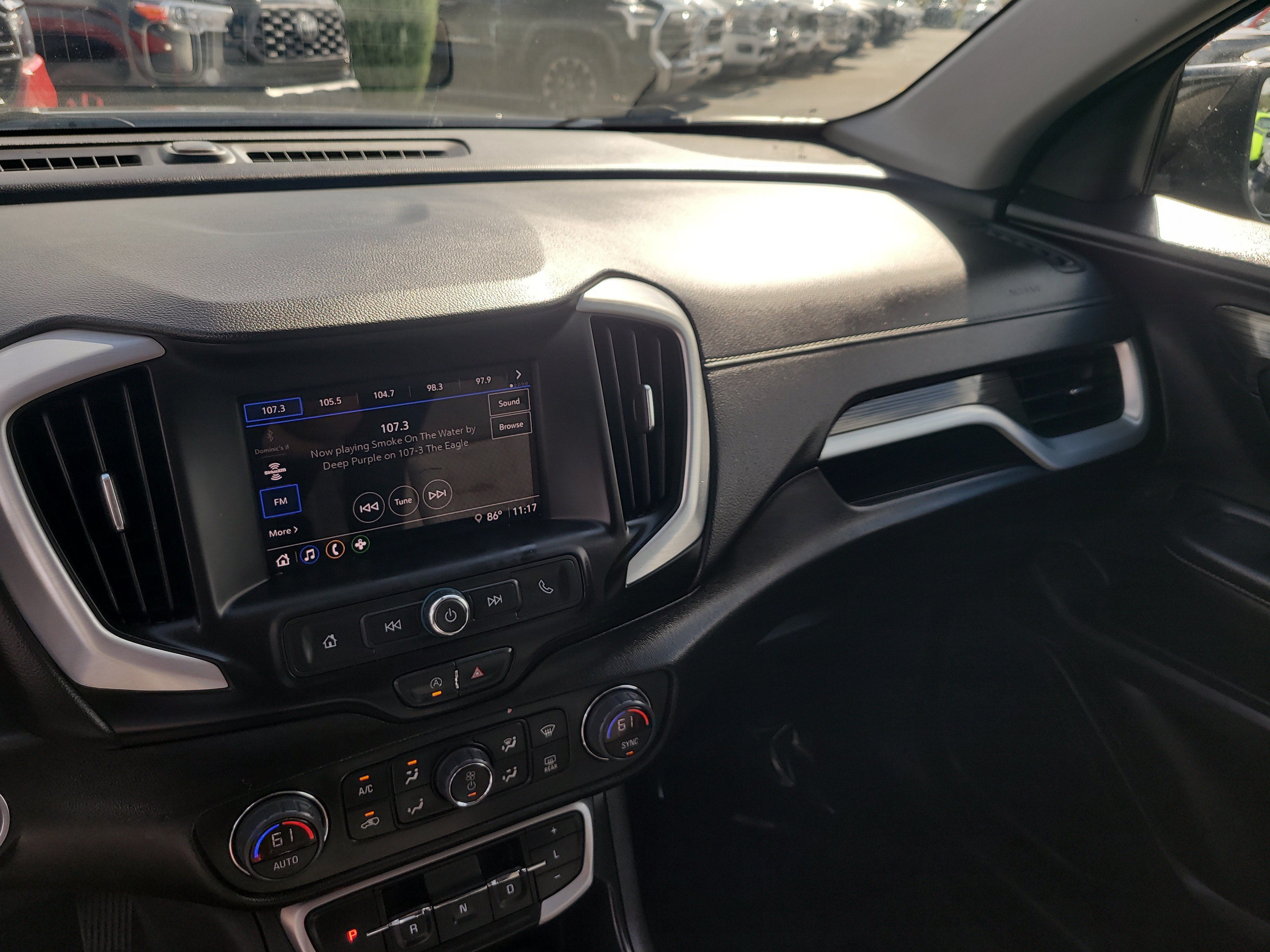 Used 2024 GMC Terrain SLE w/ Driver Convenience Package FWD image 20