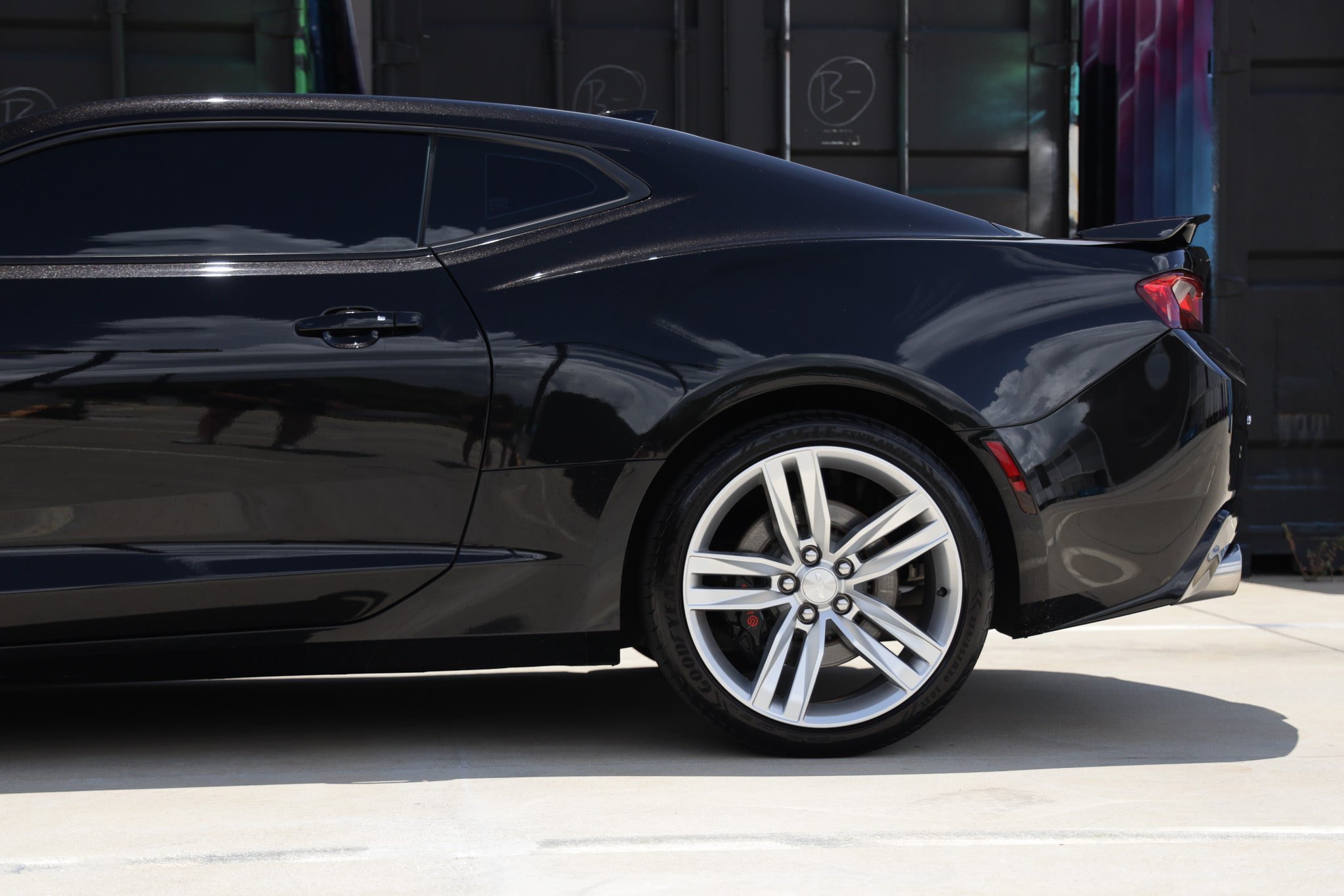 Used 2016 Chevrolet Camaro SS RWD image 27