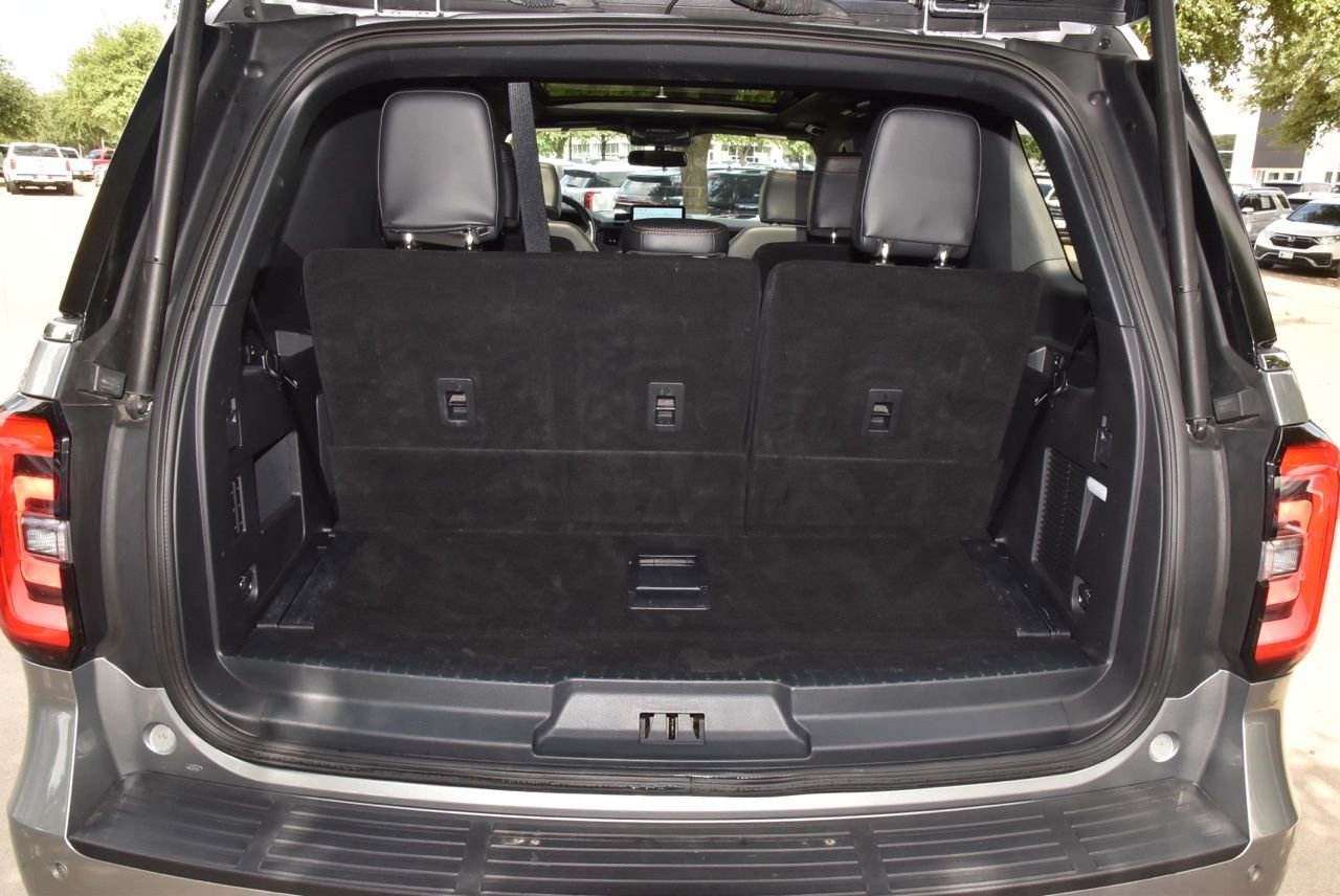 Certified 2023 Ford Expedition Platinum image 38