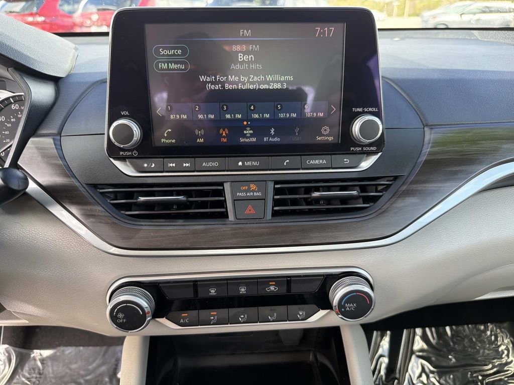 Certified 2024 Nissan Altima 2.5 SV image 22