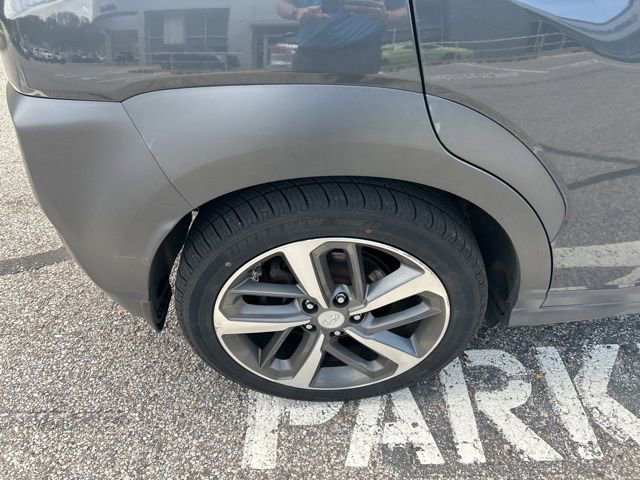 Used 2018 Hyundai Kona Limited image 4