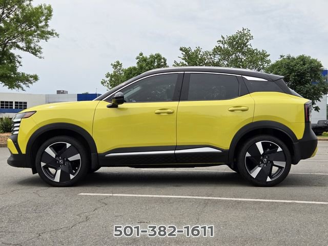 Used 2025 Nissan Kicks SR FWD image 8