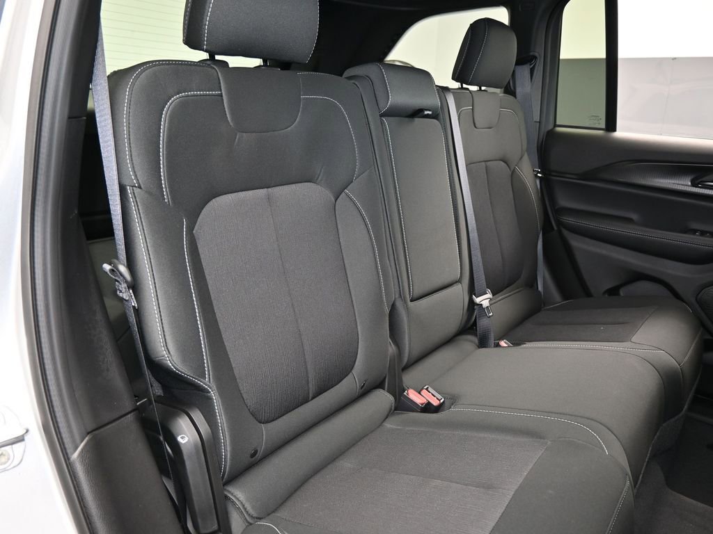 New 2026 Jeep Grand Cherokee Laredo X image 34