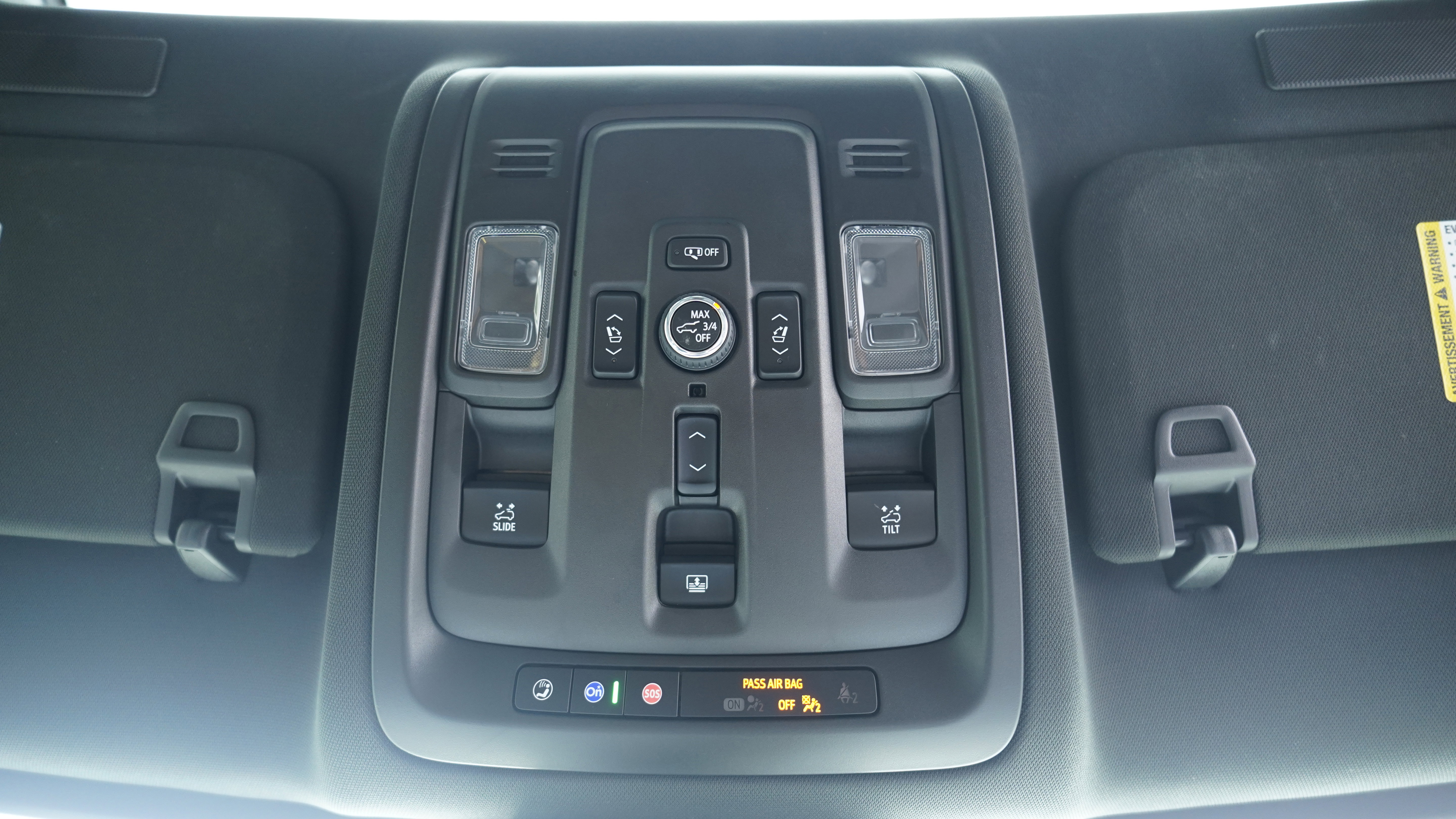 Used 2025 Chevrolet Suburban RST AWD/4WD image 16