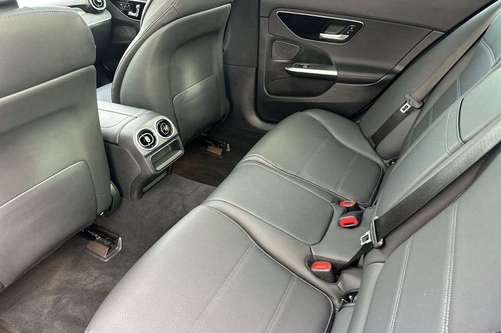 Used 2025 Mercedes-Benz C 300 Sedan image 12