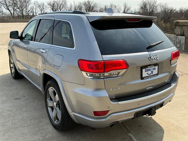 Used 2016 Jeep Grand Cherokee Overland w/ Advanced Technology Group AWD/4WD image 4