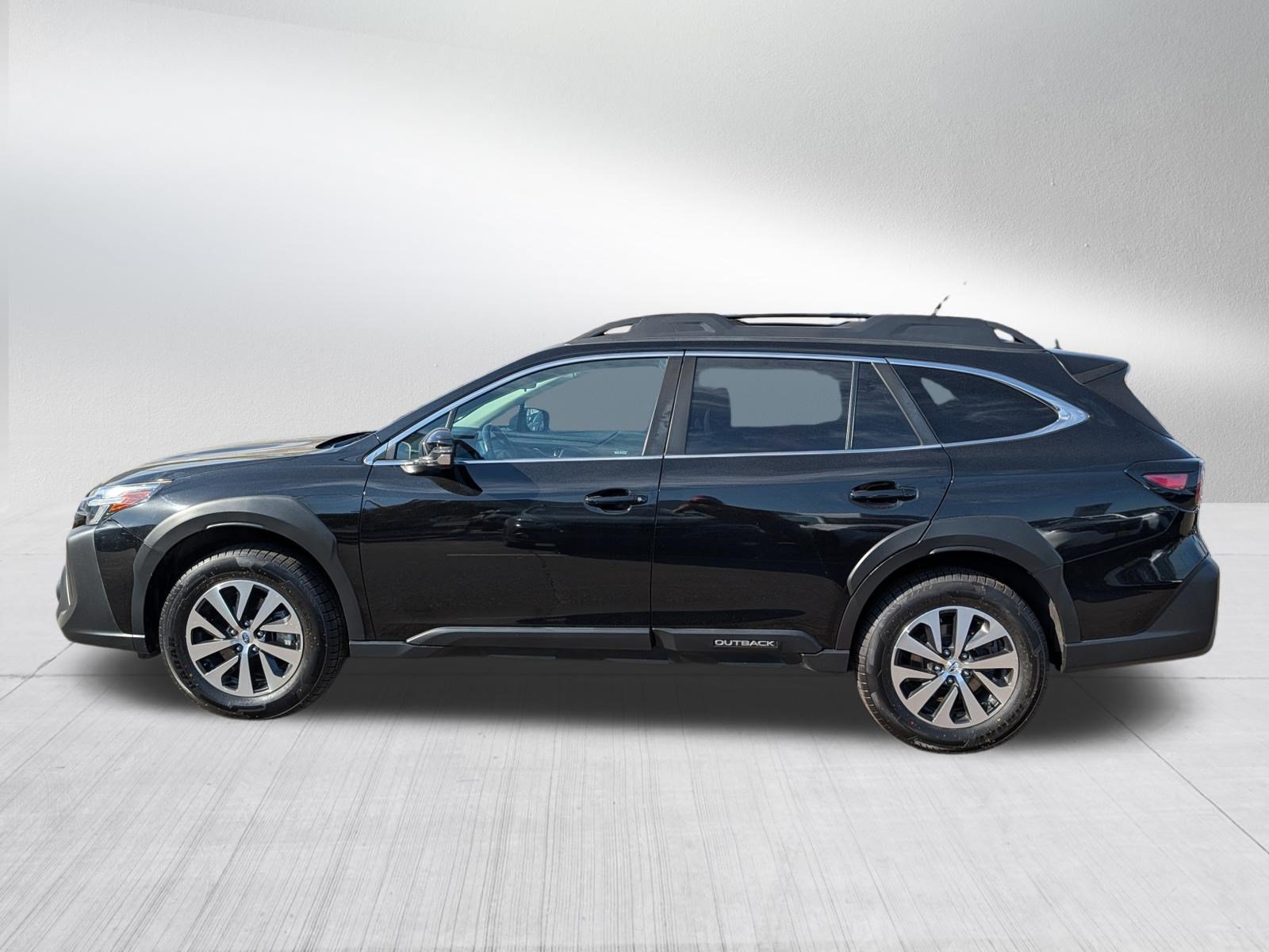 Used 2023 Subaru Outback Premium AWD/4WD image 4