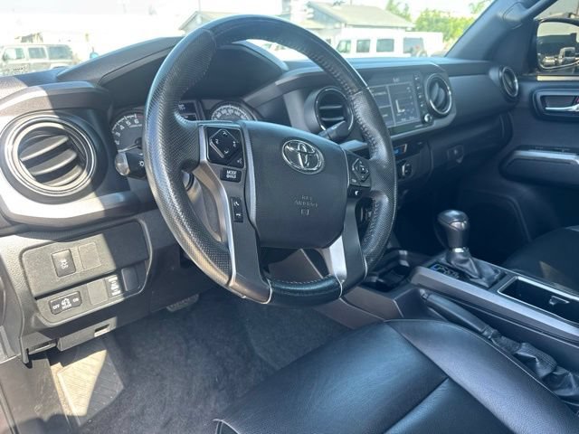 Used 2023 Toyota Tacoma SR5 RWD image 16