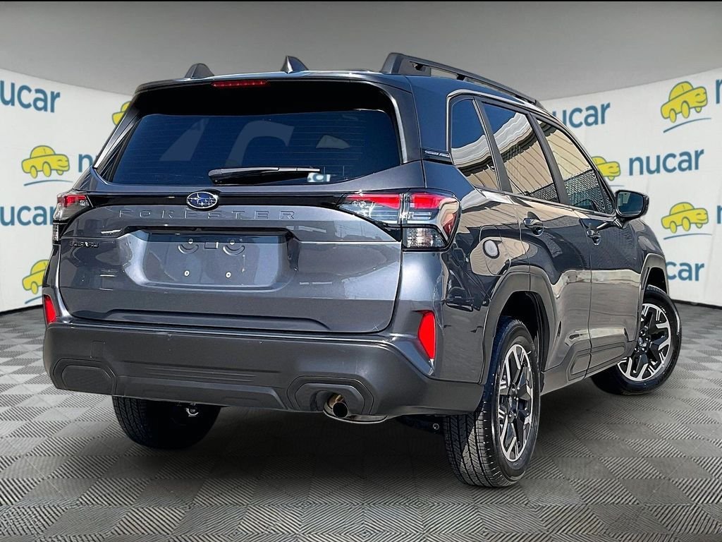 Used 2025 Subaru Forester Premium AWD/4WD image 6
