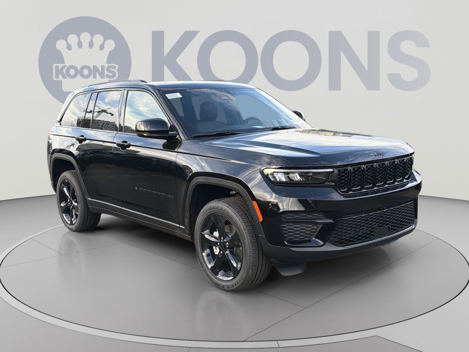 New 2025 Jeep Grand Cherokee Altitude AWD/4WD image 10