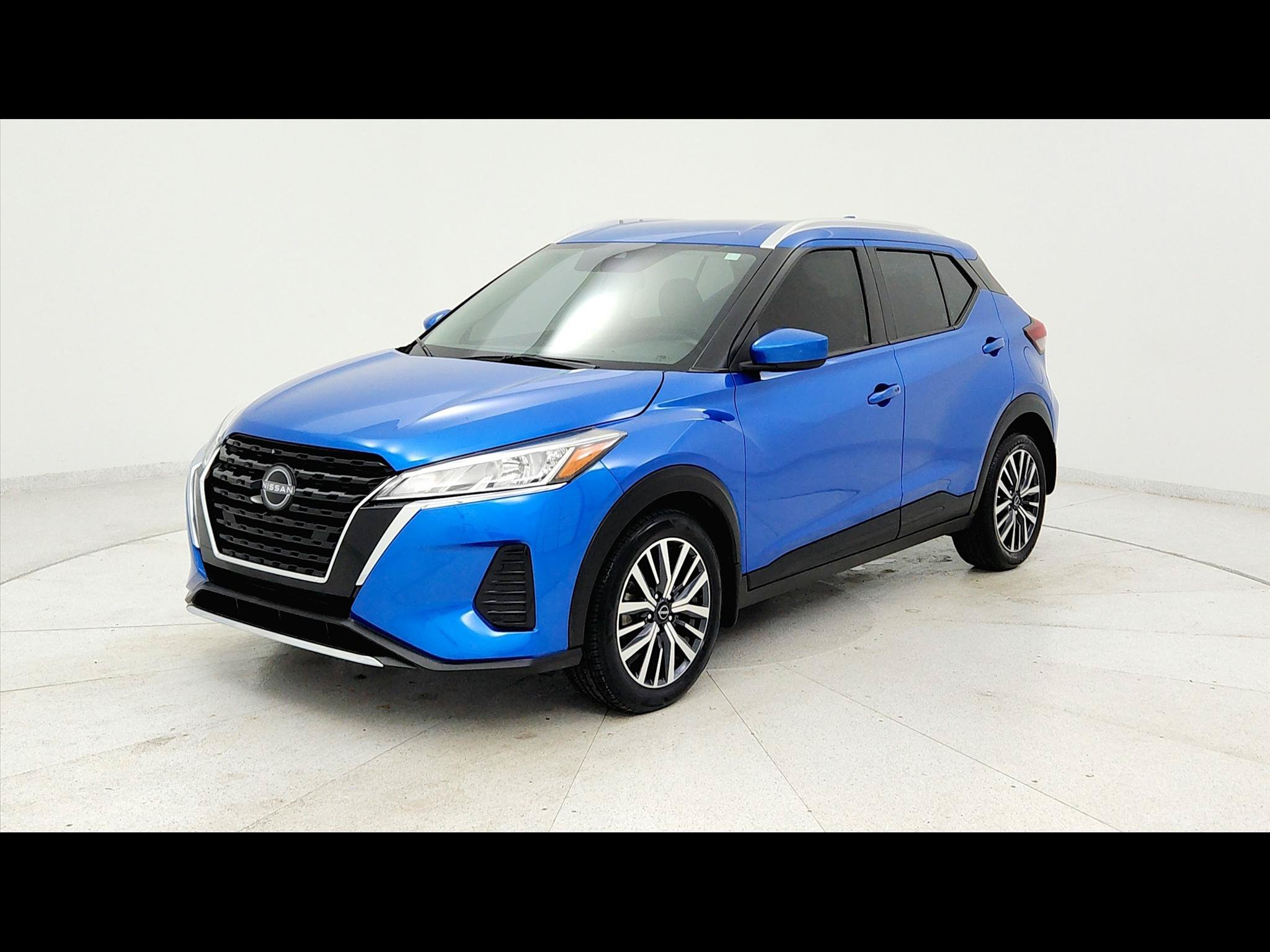 Used 2024 Nissan Kicks SV