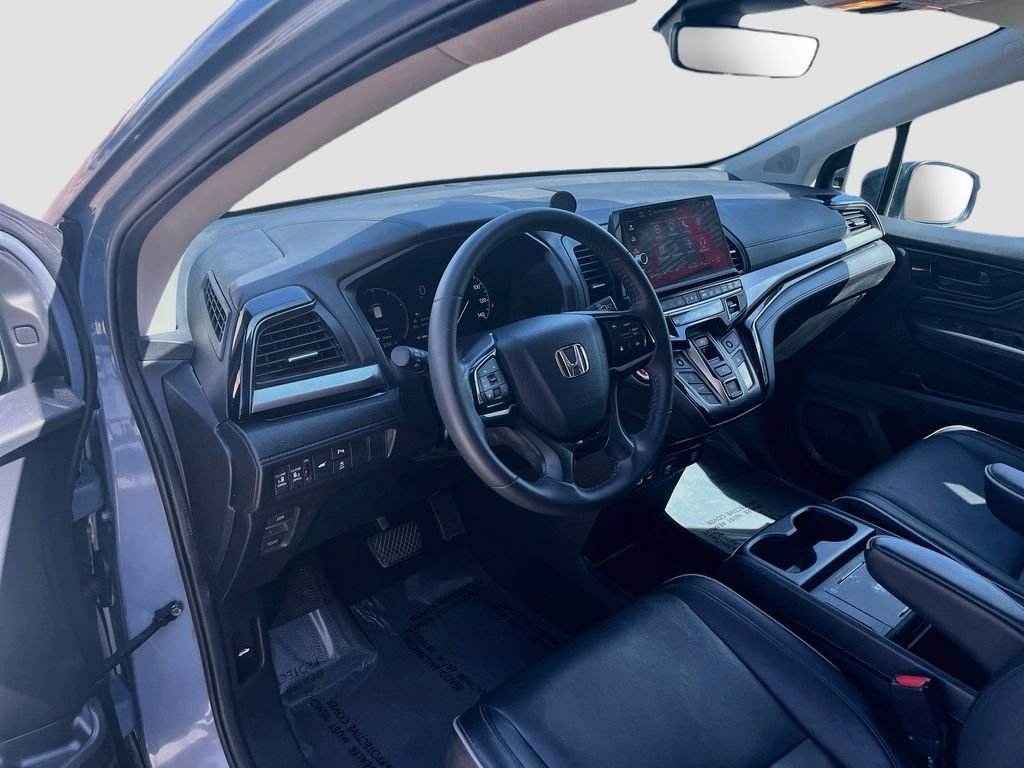 Used 2025 Honda Odyssey Touring image 9