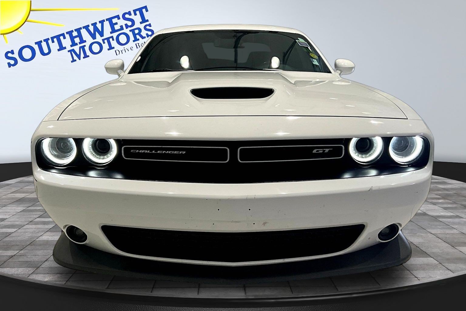 Used 2020 Dodge Challenger GT RWD image 2