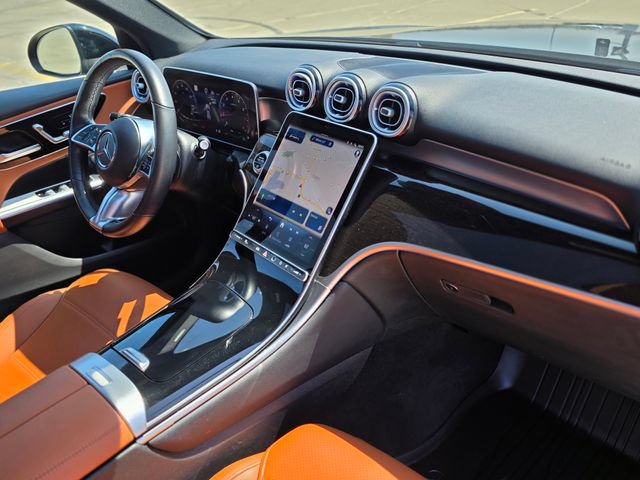 Used 2025 Mercedes-Benz GLC 300 image 9