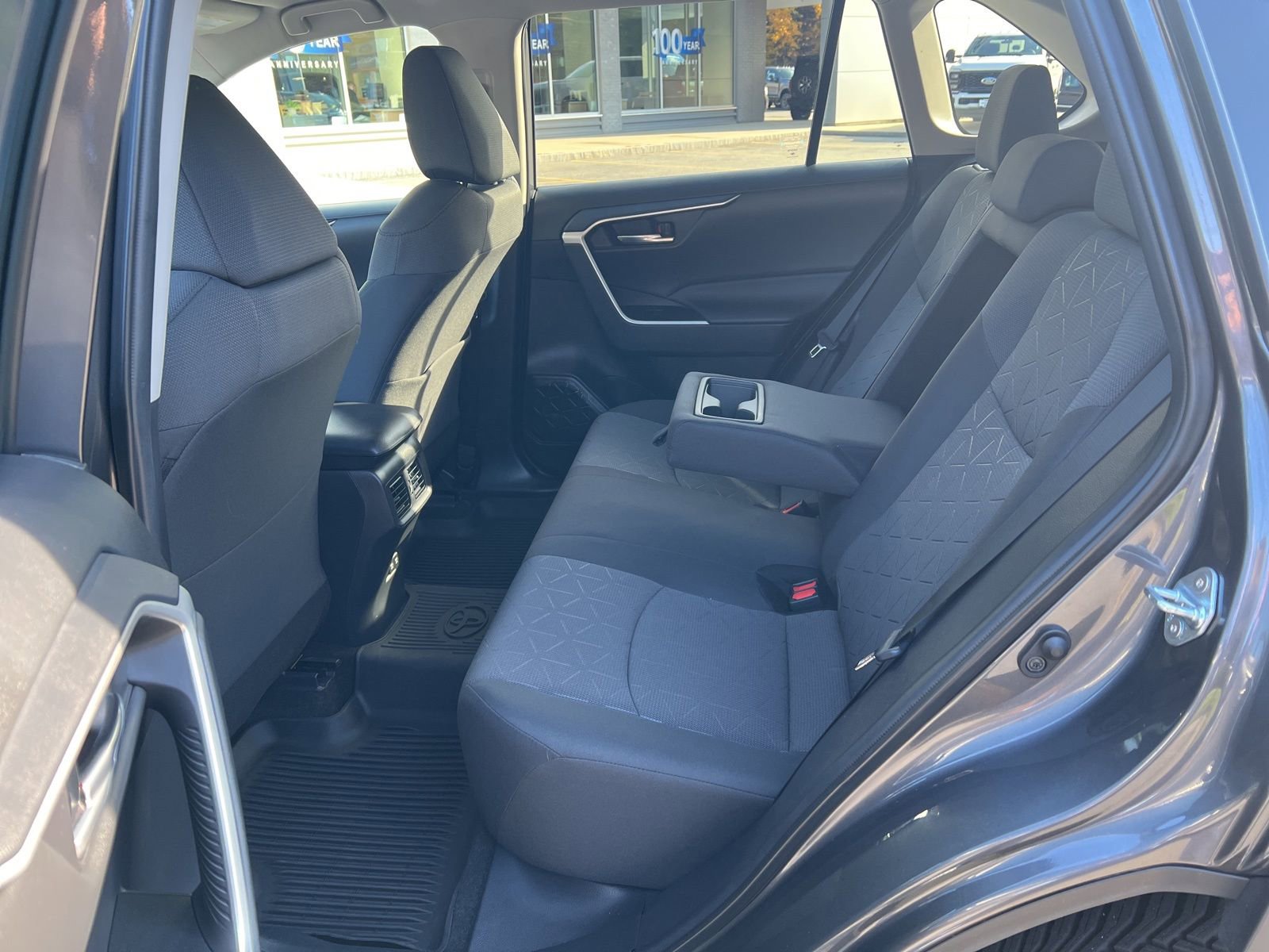 Used 2021 Toyota RAV4 XLE w/ XLE Grade Weather Package image 13