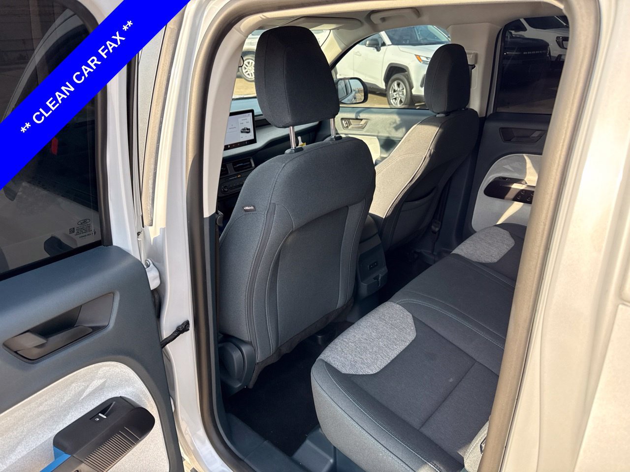 Used 2025 Ford Maverick XLT w/ Equipment Group 302A AWD/4WD image 8