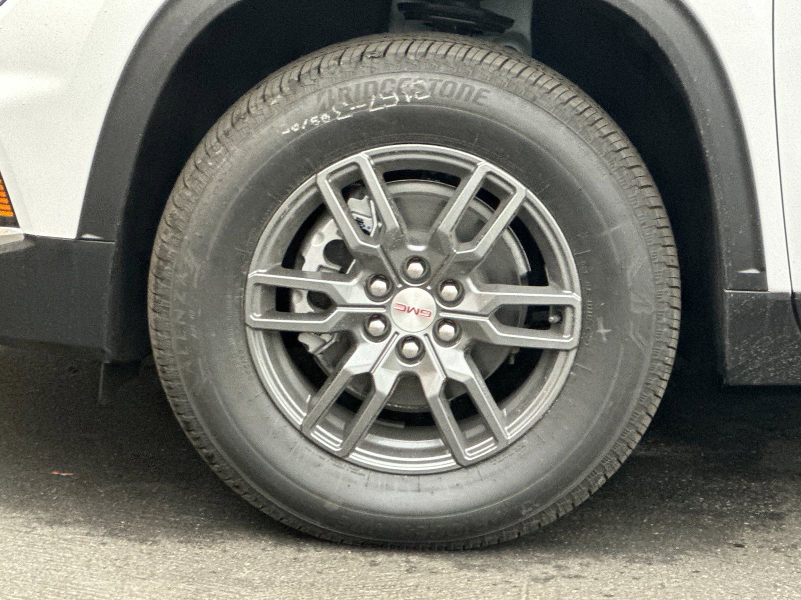 New 2026 GMC Acadia Elevation FWD image 27