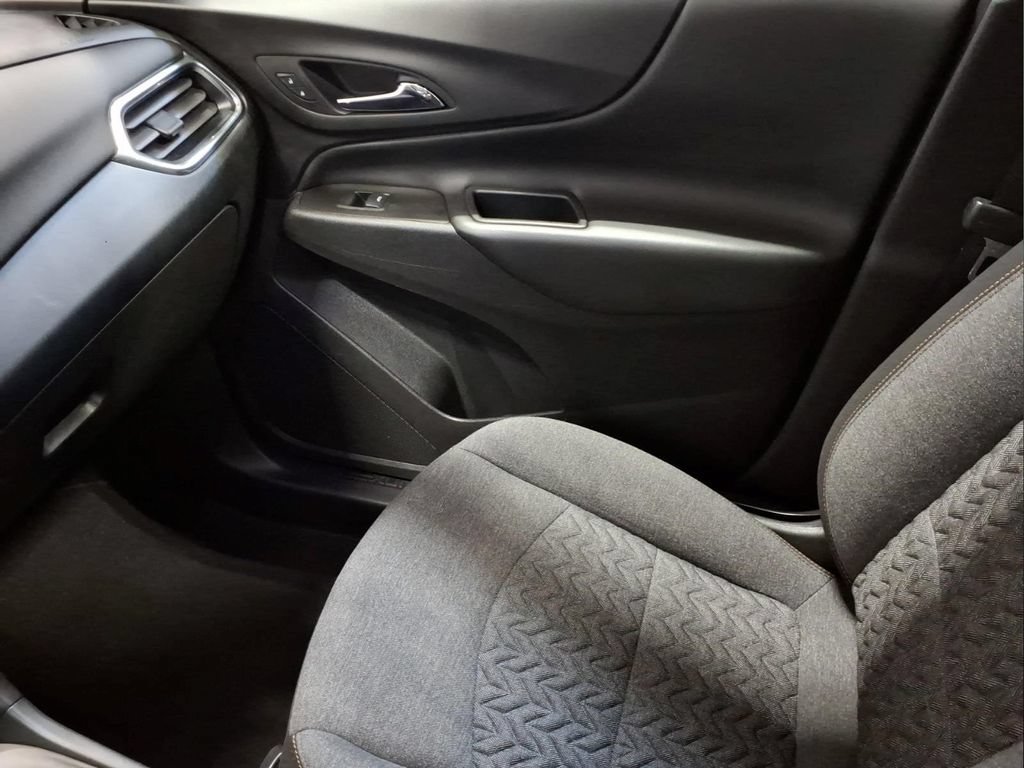 Used 2022 Chevrolet Equinox LT FWD image 21