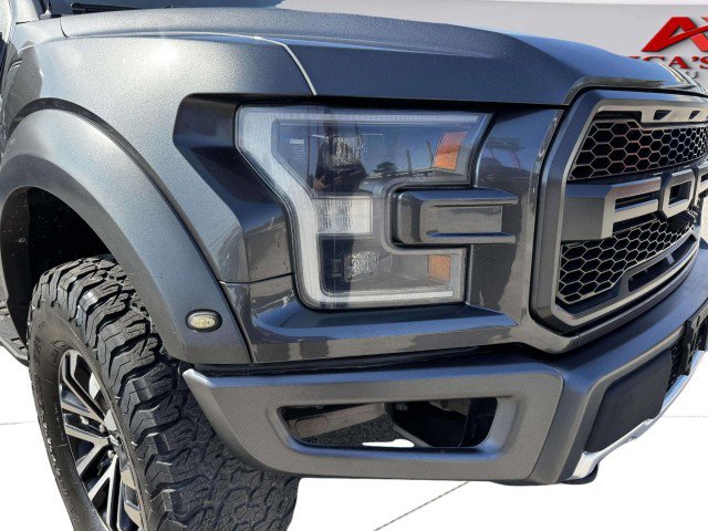 Used 2019 Ford F150 Raptor w/ Equipment Group 802A Luxury AWD/4WD image 11